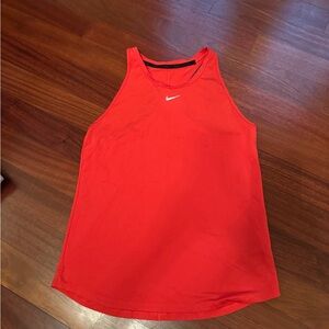 Nike tank